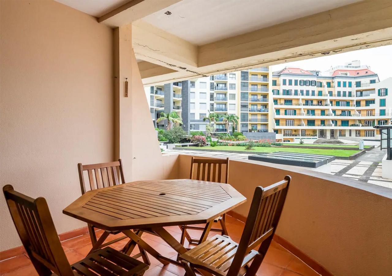 Lovely 1-Bedroom Apartment With Parking Ocean View Funchal  Kültér fotó